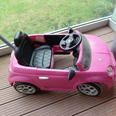 Toddlers pink beetle car