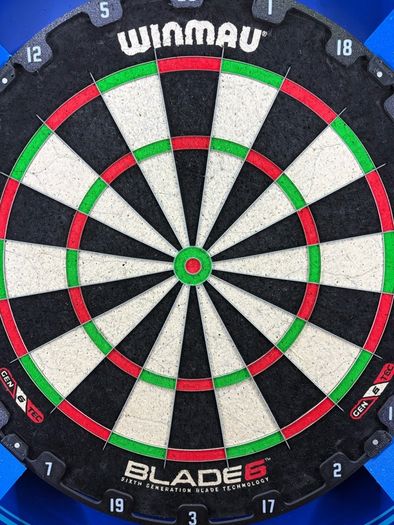 Winmau Blade 6 - Great condition