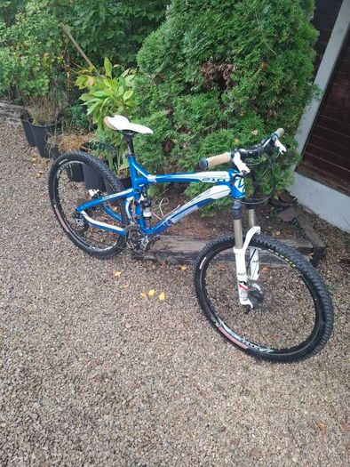 Mountain  bike