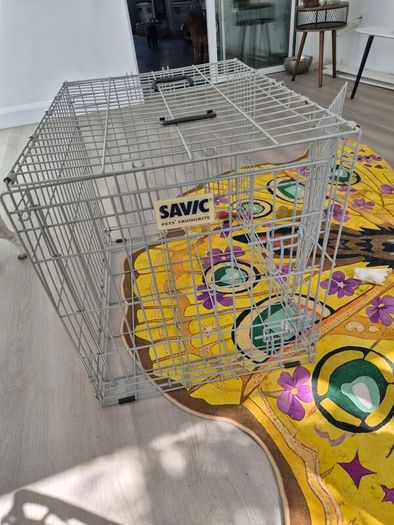 Dog crate Medium