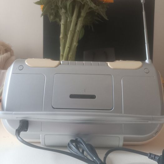 Sony CFD - E100L Retro Boombox