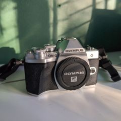 Olympus OM-D E-M10 Mark III body