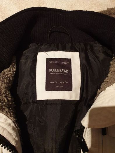 pull and bear white small jacket