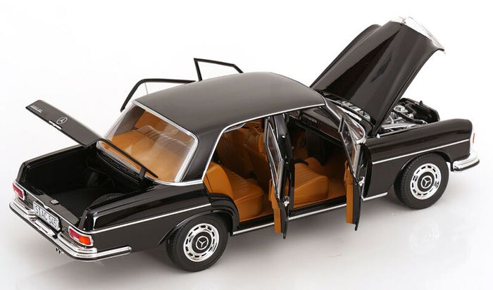 Mercedes Benz 280 se 1968 Norev W108 - 1/18 - New in Box