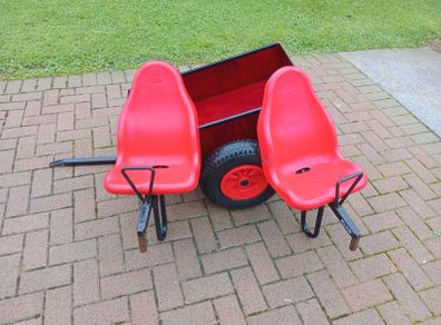 Berg 2 passenger seats