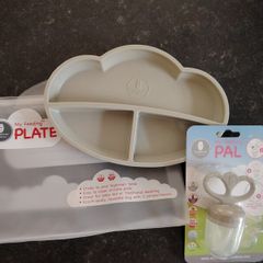 My feeding pal and plate