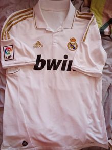 Real Madrid season home jersey