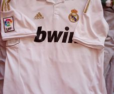 Real Madrid season home jersey