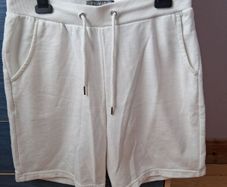 mans shorts size small