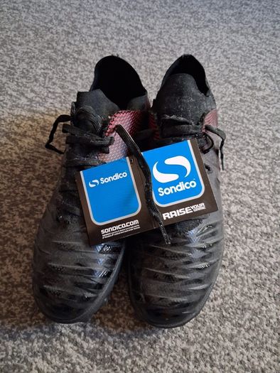 astro turf boots