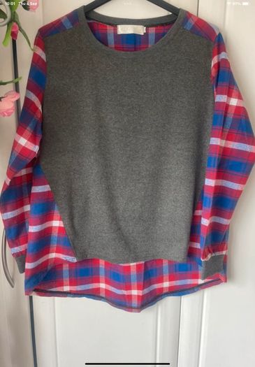 Grey round neck with flannel contrast size 10