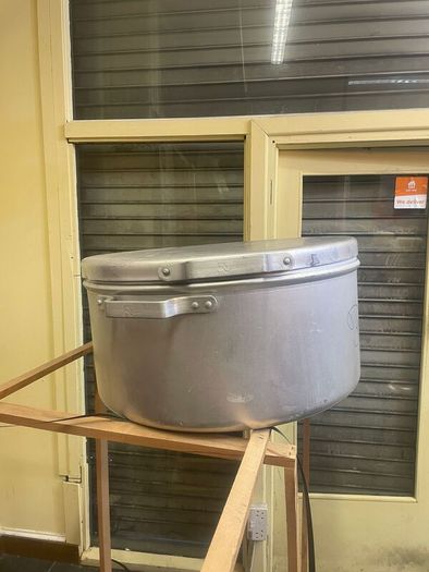 Restaurant and Grocery equipment, Pizza oven, Iranian Grill, Chargrill, Doner/Shawrma Grill, Shelves