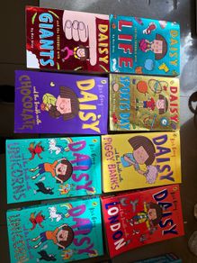 Daisy And the Trouble With 8 Book Bundle Kes Gray