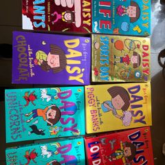 Daisy And the Trouble With 8 Book Bundle Kes Gray