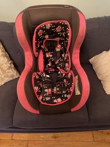 Pink floral Cosatto Zoomi car seat