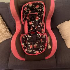 Pink floral Cosatto Zoomi car seat
