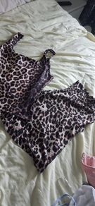 2 tops nice