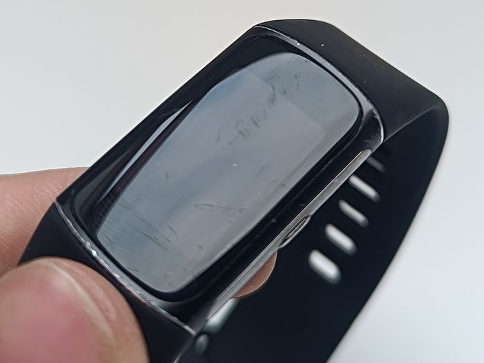 Fitbit Charge 6 + 3 Interchangeable Bands Bundle