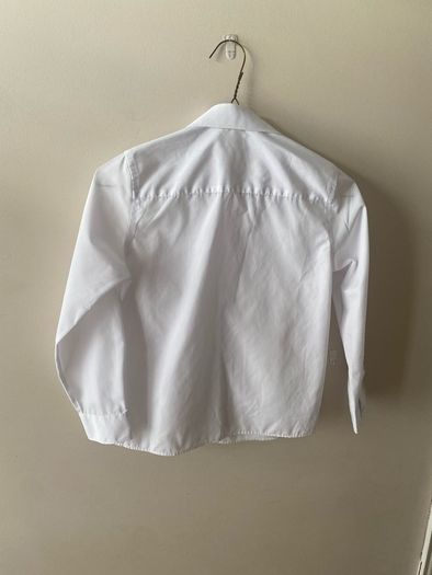 M&S white Velcro shirt (as new) age 9-10