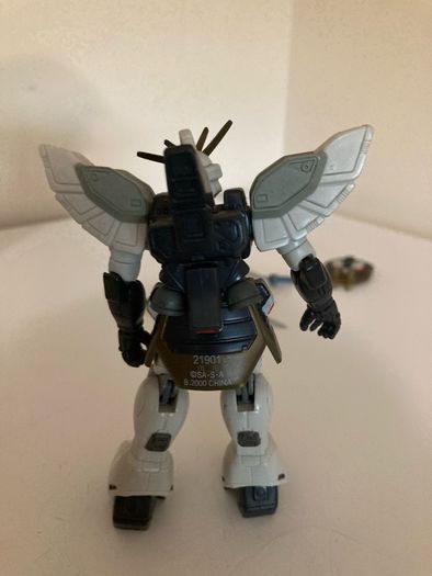 Gundam mobile suit Sandrock 3 3/4 inch Bandai figure