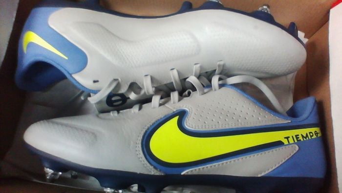 Nike Tiempo Legend 9 Academy  Sg Pro Ac Size 8