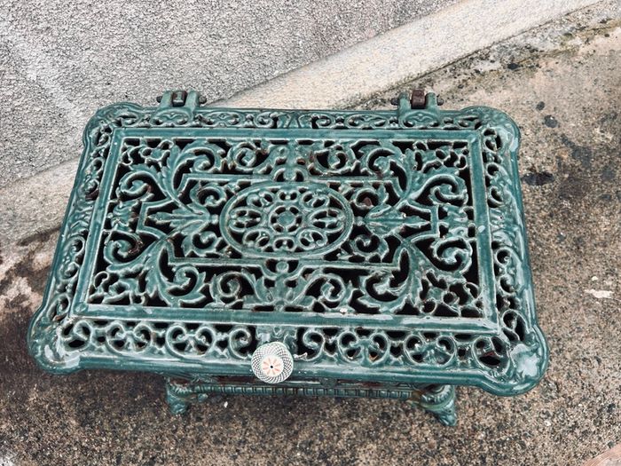 Vintage French-Style Cast Iron Stove
