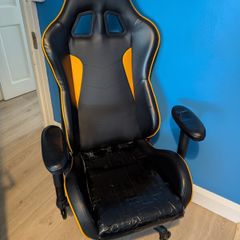 Gaming/Office Chair with Rollerblade Wheels