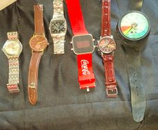 A Lot of Old Watches for parts or repair, Postage Available or Collection