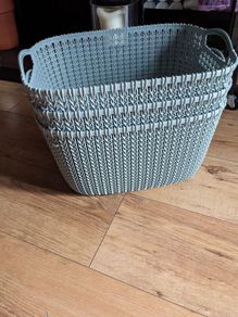 Storage baskets