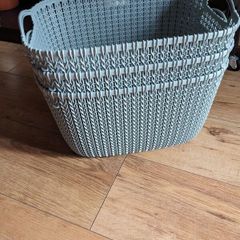 Storage baskets