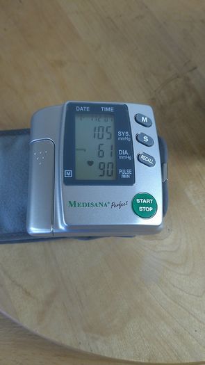 Medisana Perfect Wrist Blood Pressure Monitor with Storage Case