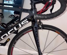 Focus Cayo Carbon Road Bike