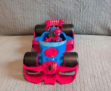 Spider-Man car