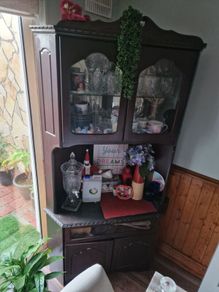 corner cabinet