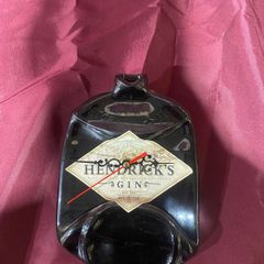 pub clock