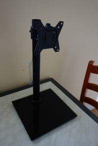 Vesa mount stand