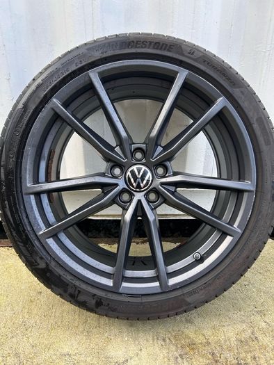 Genuine Volkswagen Pretoria 19" Single Alloy Wheel