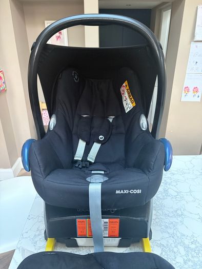 Maxi Cosi baby car seat