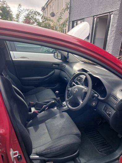 2006 Toyota Avensis