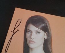 Hand-signed Sienna Spiro Autograph
