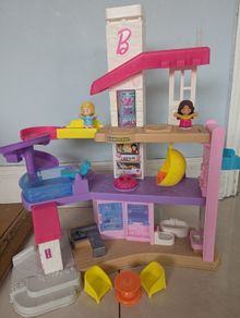 Fisher Price Little People Barbie House