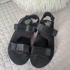 Zara Boys Black Sandals - Size 34/35