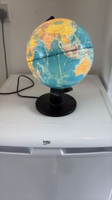 Light up globe