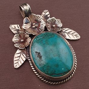 Vintage Floral Desgin Brass & Turqouise Pendant