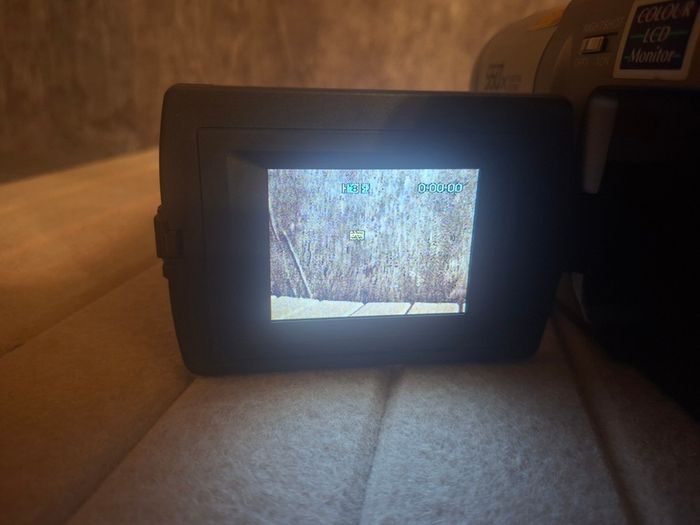 Vintage Sony Handycam CCD-TRV59E Hi8 Video8 Camcorder Bundle - Tested & Working!