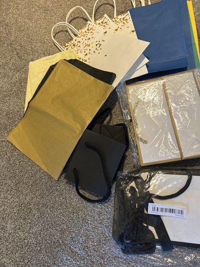Bags, boxes, tissue, confetti