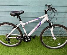 Apollo Jewel Ladies Mountain Bike - White