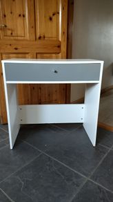 Small desk