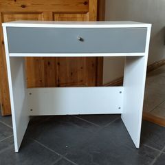 Small desk