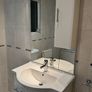 Bathroom Image 4